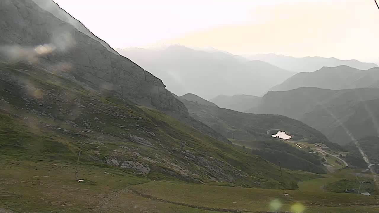 Gourette - Secteur Cotch Ski Slopes Live Cam - Eaux-Bonnes,  Pyrenees-Atlantiques, Nouvelle-Aquitaine, France 