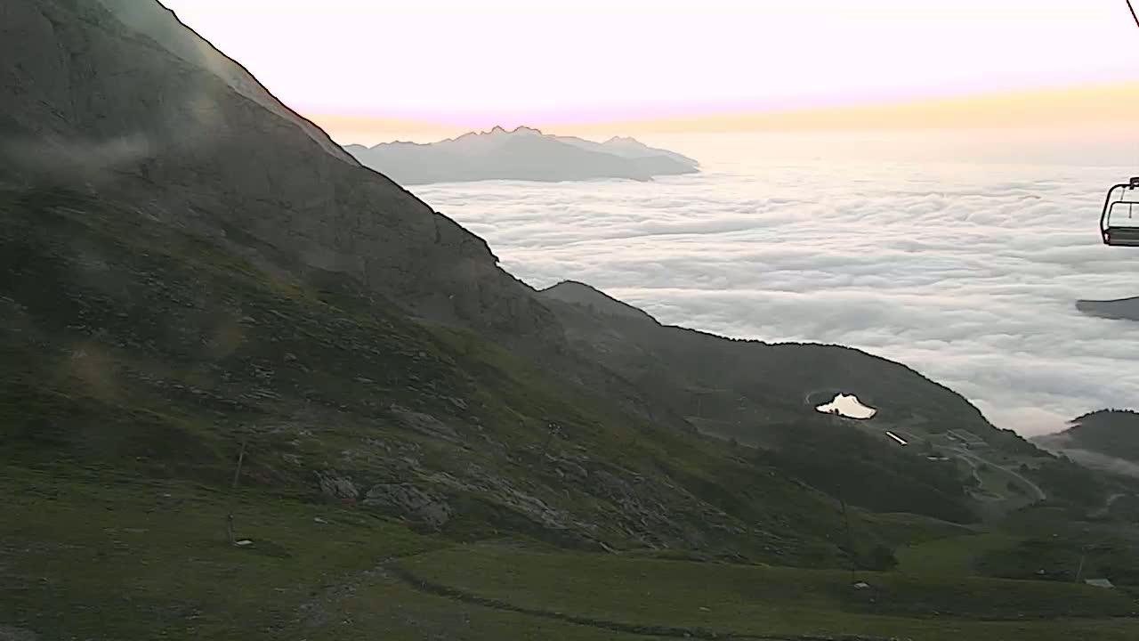 Gourette - Secteur Cotch Ski Slopes Live Cam - Eaux-Bonnes,  Pyrenees-Atlantiques, Nouvelle-Aquitaine, France 