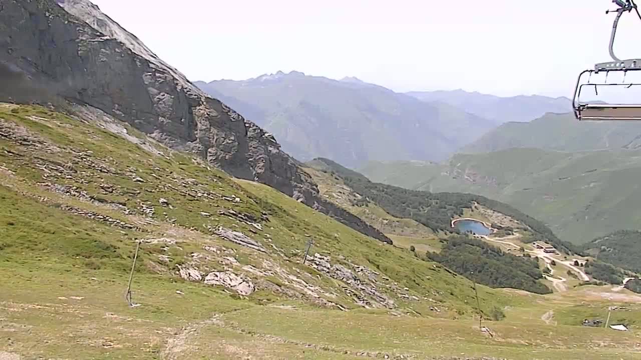 Gourette - Secteur Cotch Ski Slopes Live Cam - Eaux-Bonnes,  Pyrenees-Atlantiques, Nouvelle-Aquitaine, France 