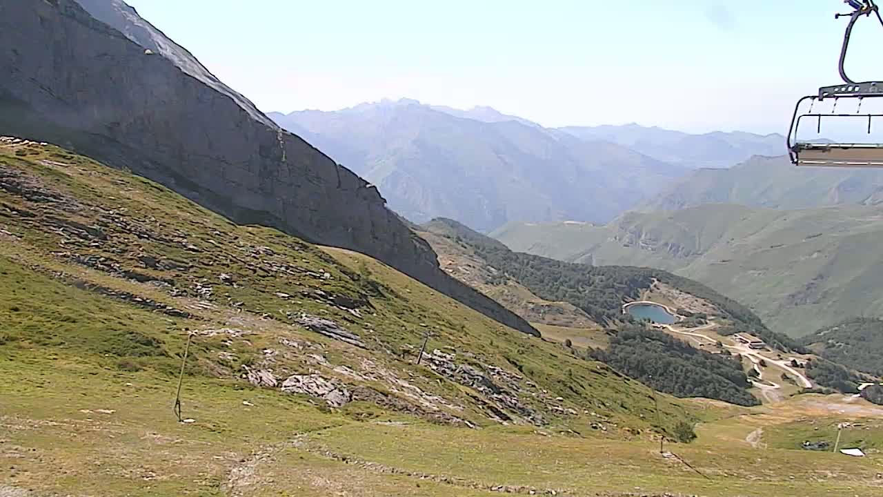 Gourette - Secteur Cotch Ski Slopes Live Cam - Eaux-Bonnes,  Pyrenees-Atlantiques, Nouvelle-Aquitaine, France 
