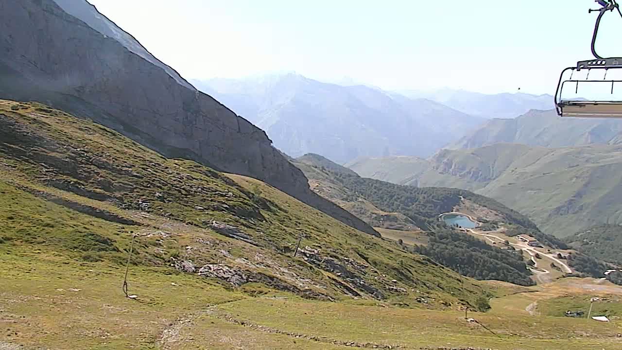 Gourette - Secteur Cotch Ski Slopes Live Cam - Eaux-Bonnes,  Pyrenees-Atlantiques, Nouvelle-Aquitaine, France 
