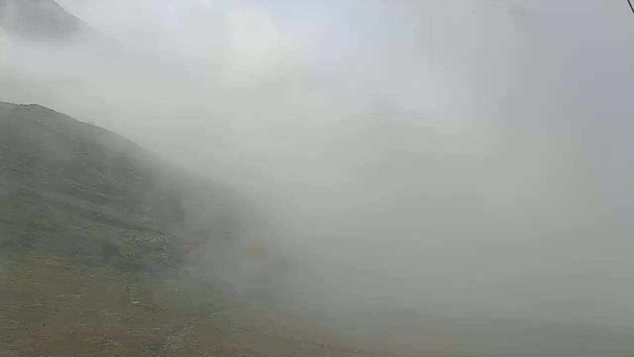 Gourette - Secteur Cotch Ski Slopes Live Cam - Eaux-Bonnes,  Pyrenees-Atlantiques, Nouvelle-Aquitaine, France 
