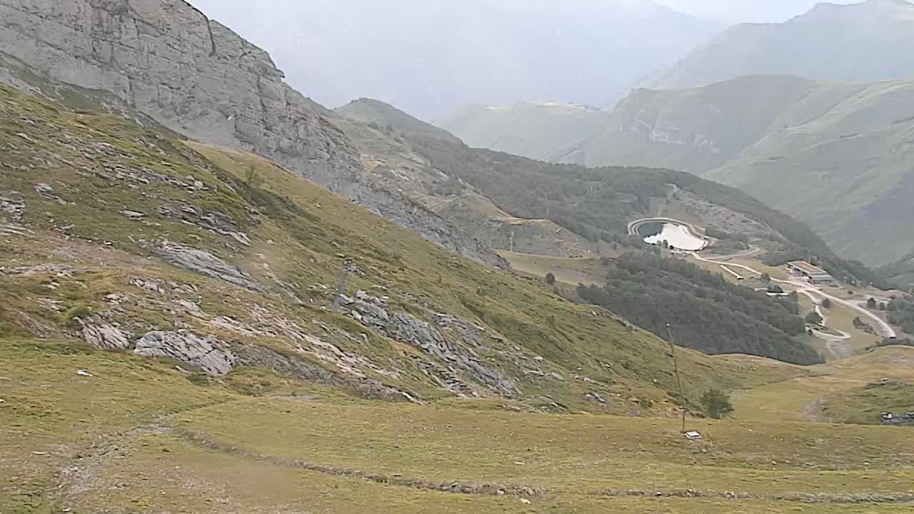 Gourette - Secteur Cotch Ski Slopes Live Cam - Eaux-Bonnes,  Pyrenees-Atlantiques, Nouvelle-Aquitaine, France 