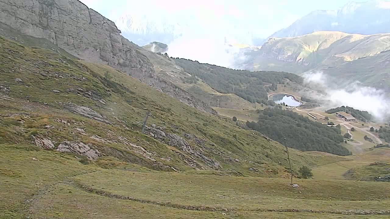 Gourette - Secteur Cotch Ski Slopes Live Cam - Eaux-Bonnes,  Pyrenees-Atlantiques, Nouvelle-Aquitaine, France 