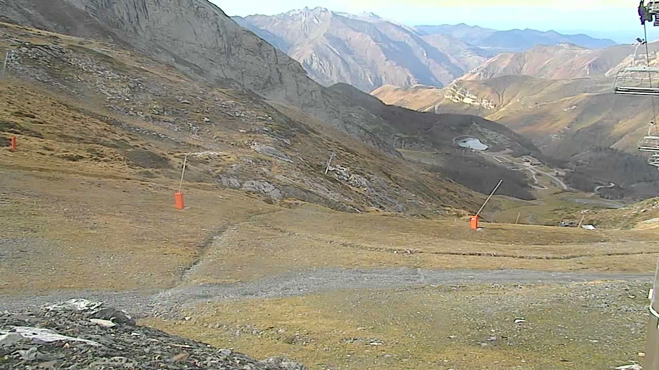 Gourette - Secteur Cotch Ski Slopes Live Cam - Eaux-Bonnes,  Pyrenees-Atlantiques, Nouvelle-Aquitaine, France 