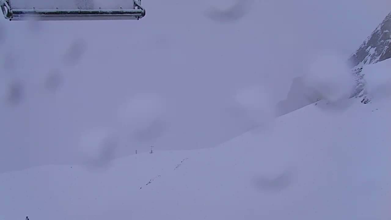 Gourette - Secteur Cotch Ski Slopes Live Cam - Eaux-Bonnes,  Pyrenees-Atlantiques, Nouvelle-Aquitaine, France 