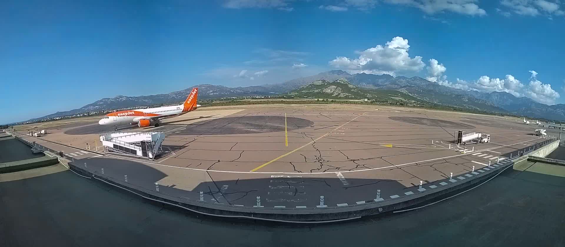 Corsica, Aéroport  de Calvi Sainte-Catherine Airport Live Cam CLY/LFKC - Calvi, Haute-Corse, Corse, France