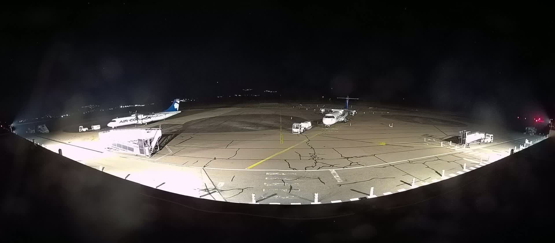 Corsica, Aéroport  de Calvi Sainte-Catherine Airport Live Cam CLY/LFKC - Calvi, Haute-Corse, Corse, France
