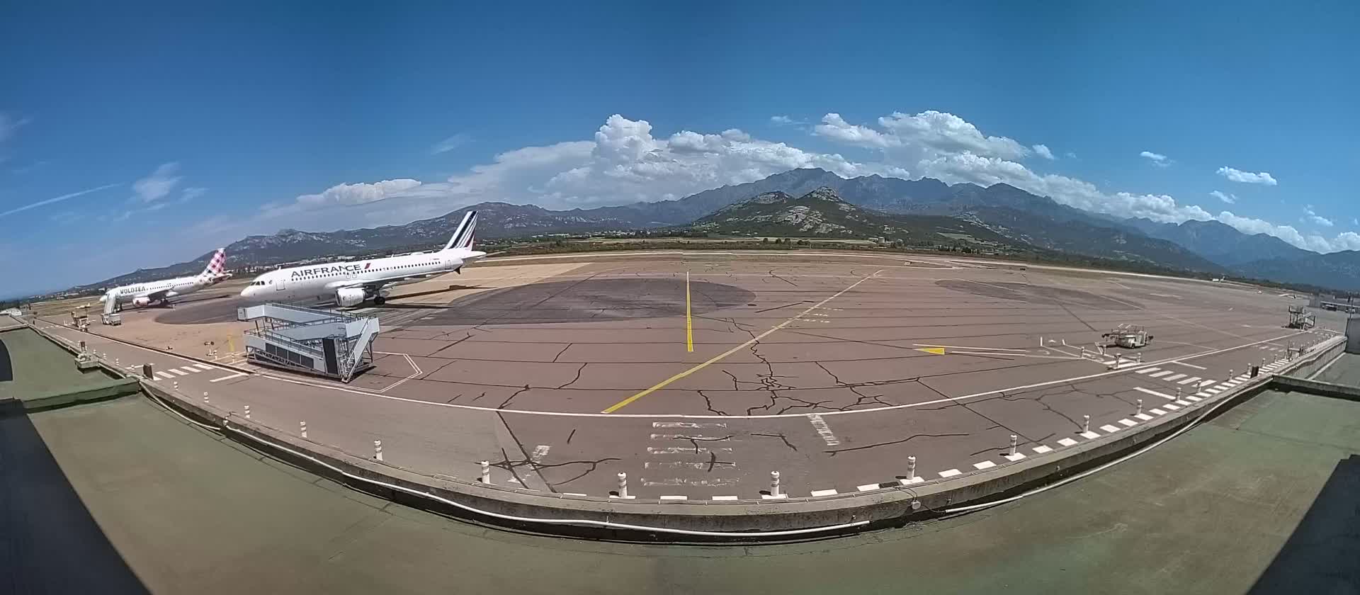 Corsica, Aéroport  de Calvi Sainte-Catherine Airport Live Cam CLY/LFKC - Calvi, Haute-Corse, Corse, France