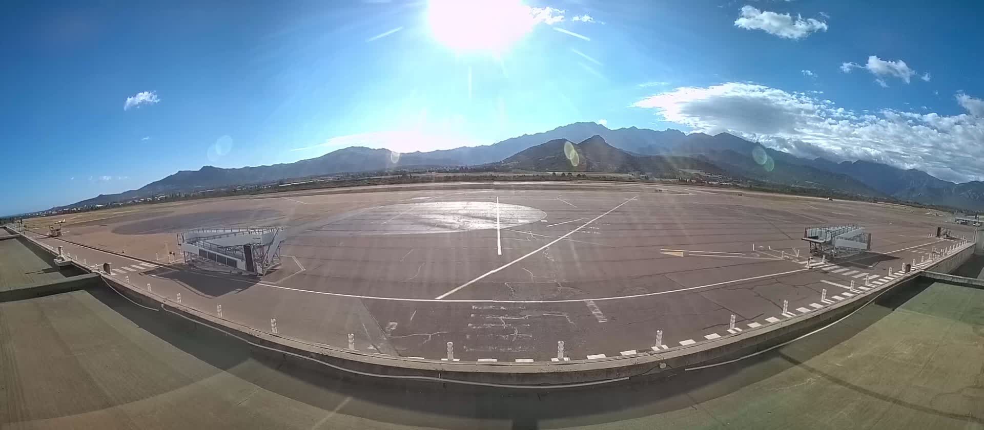 Corsica, Aéroport  de Calvi Sainte-Catherine Airport Live Cam CLY/LFKC - Calvi, Haute-Corse, Corse, France