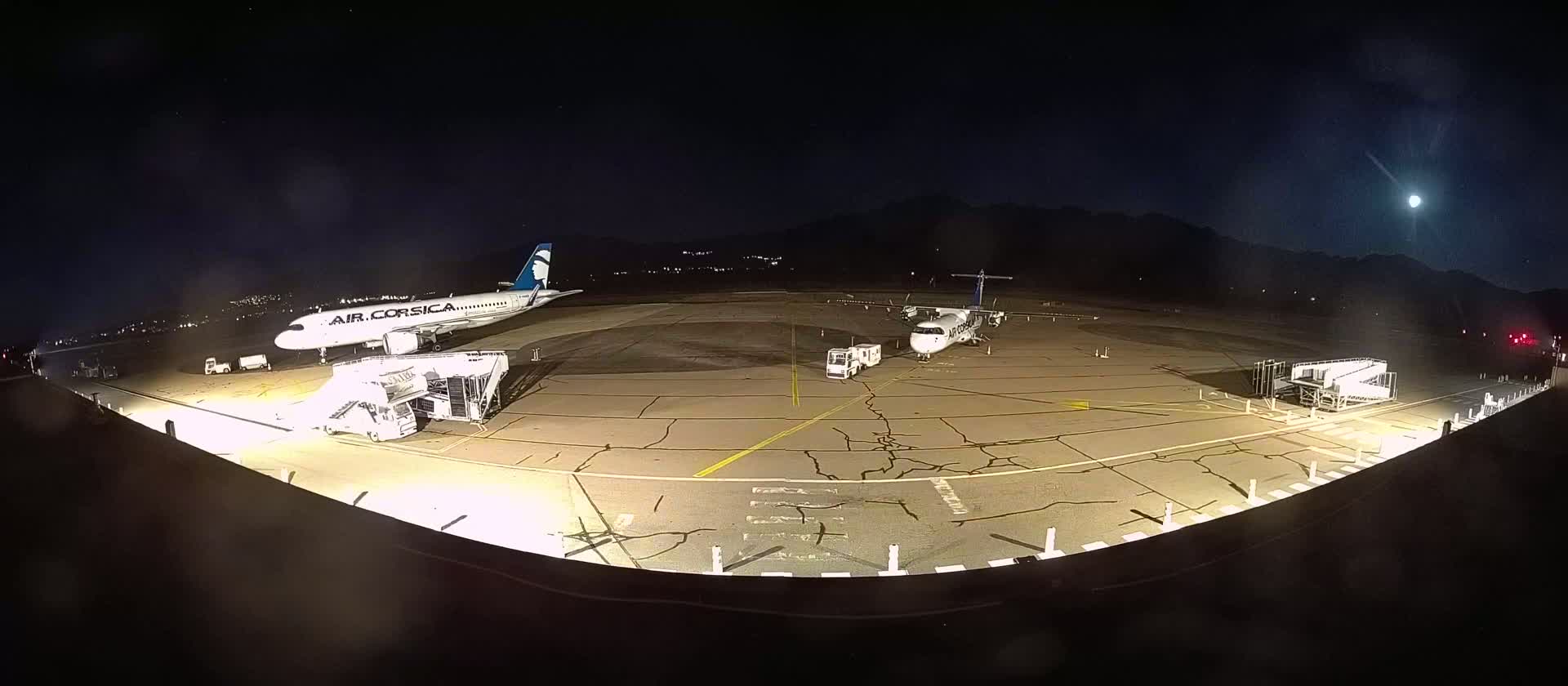 Corsica, Aéroport  de Calvi Sainte-Catherine Airport Live Cam CLY/LFKC - Calvi, Haute-Corse, Corse, France