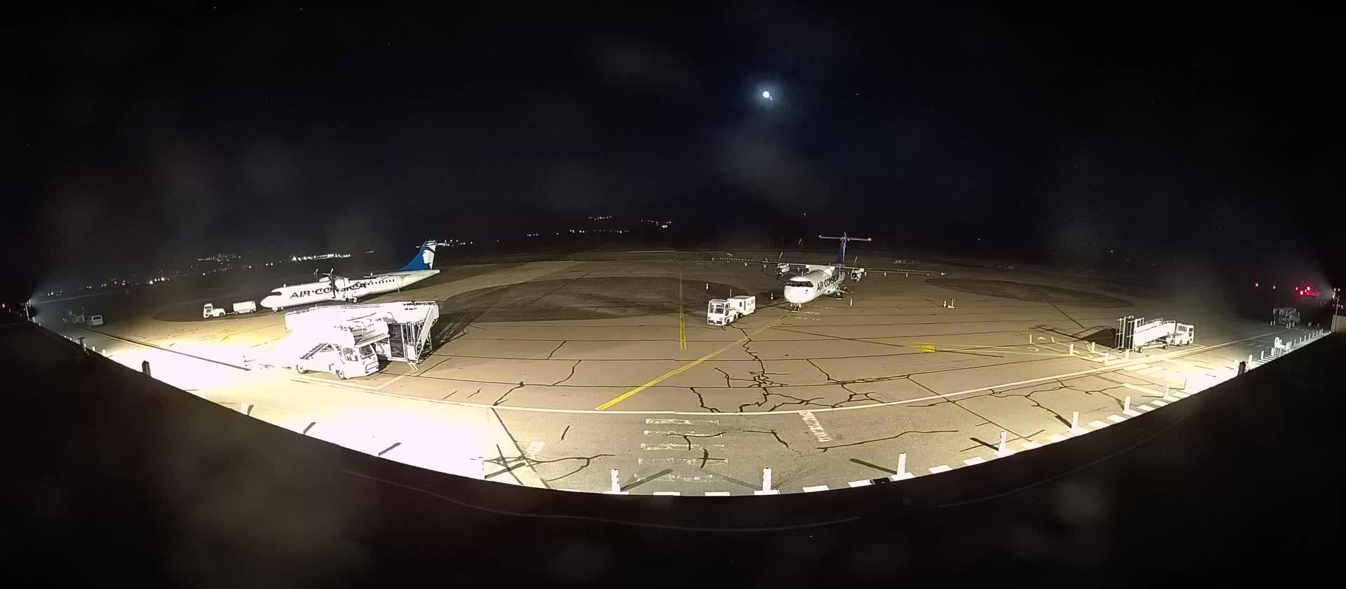 Corsica, Aéroport  de Calvi Sainte-Catherine Airport Live Cam CLY/LFKC - Calvi, Haute-Corse, Corse, France