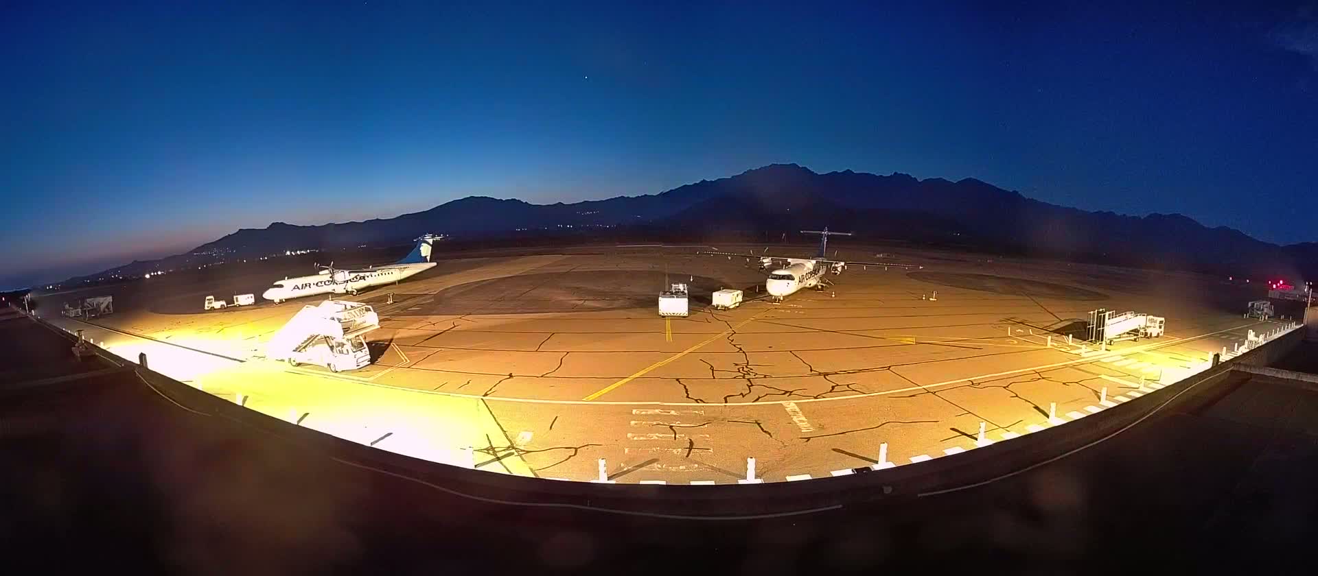 Corsica, Aéroport  de Calvi Sainte-Catherine Airport Live Cam CLY/LFKC - Calvi, Haute-Corse, Corse, France