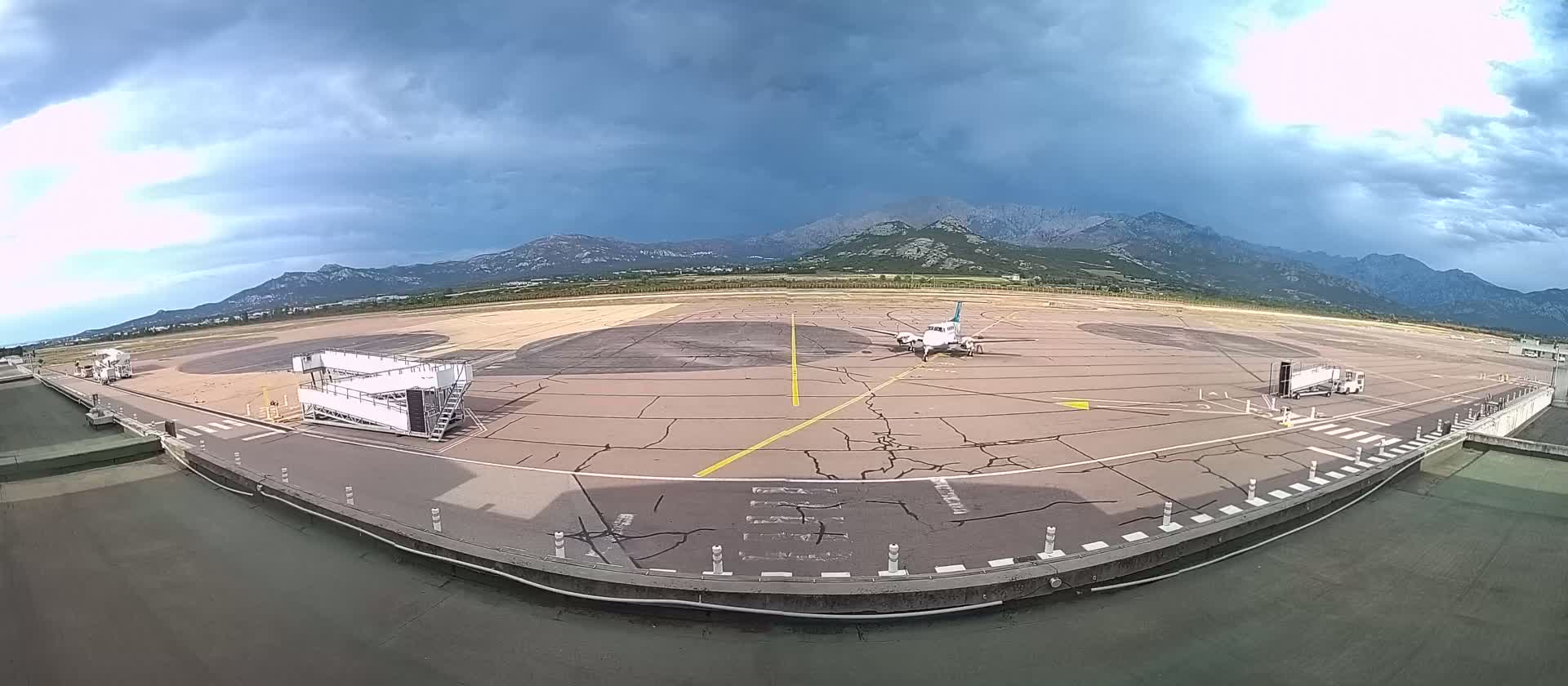Corsica, Aéroport  de Calvi Sainte-Catherine Airport Live Cam CLY/LFKC - Calvi, Haute-Corse, Corse, France