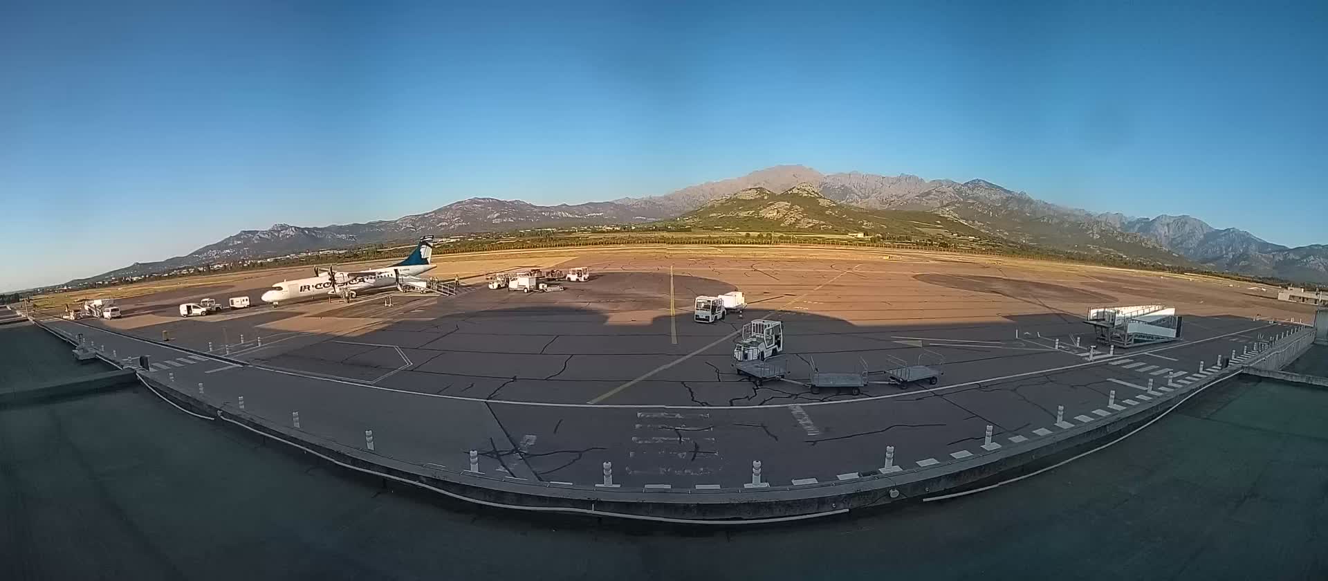 Corsica, Aéroport  de Calvi Sainte-Catherine Airport Live Cam CLY/LFKC - Calvi, Haute-Corse, Corse, France