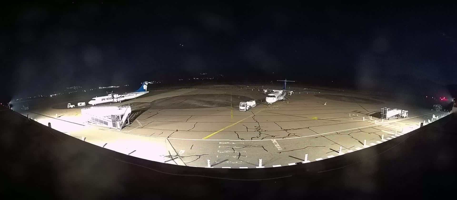 Corsica, Aéroport  de Calvi Sainte-Catherine Airport Live Cam CLY/LFKC - Calvi, Haute-Corse, Corse, France