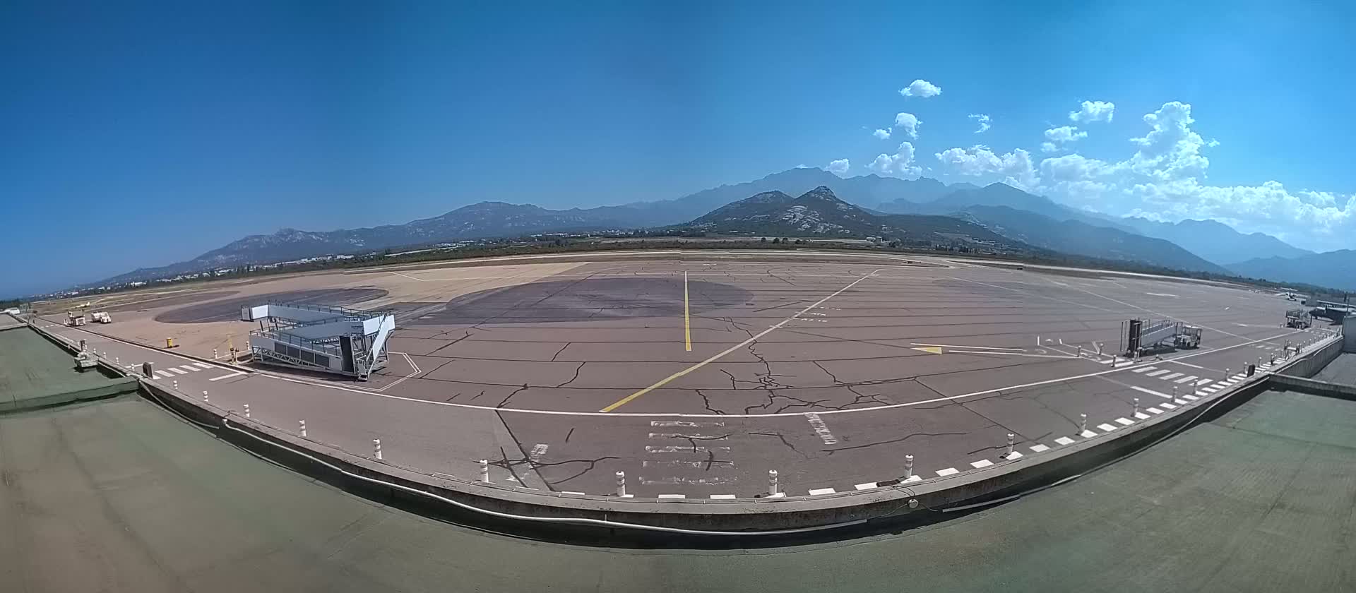 Corsica, Aéroport  de Calvi Sainte-Catherine Airport Live Cam CLY/LFKC - Calvi, Haute-Corse, Corse, France