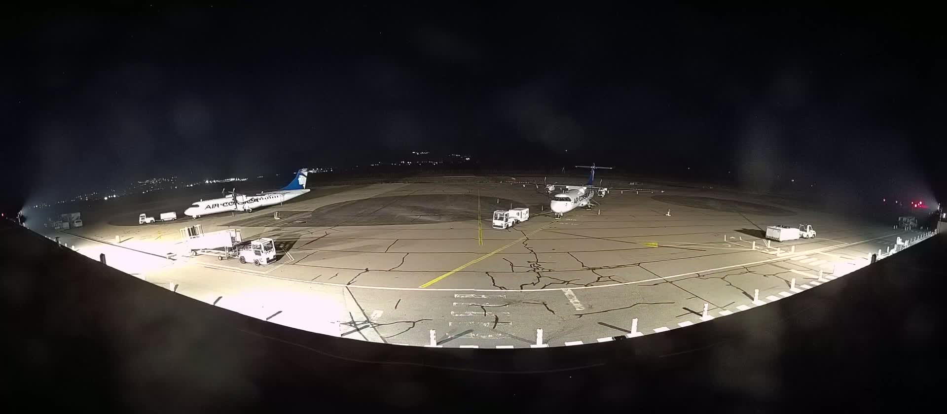 Corsica, Aéroport  de Calvi Sainte-Catherine Airport Live Cam CLY/LFKC - Calvi, Haute-Corse, Corse, France