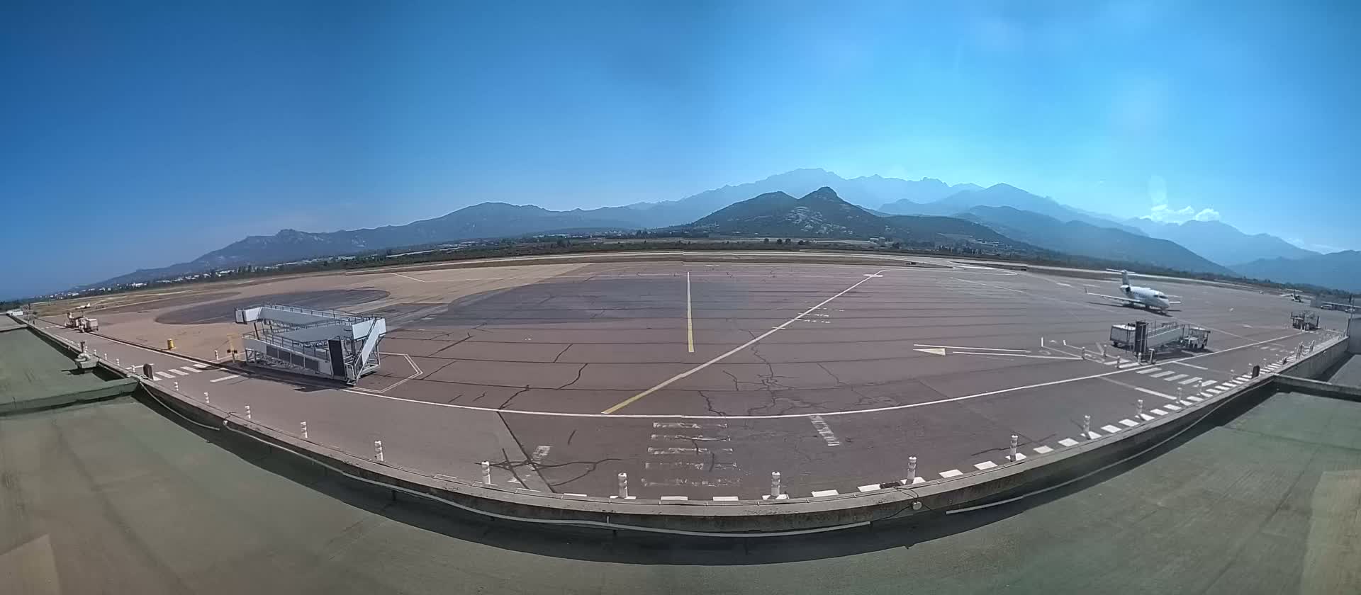 Corsica, Aéroport  de Calvi Sainte-Catherine Airport Live Cam CLY/LFKC - Calvi, Haute-Corse, Corse, France