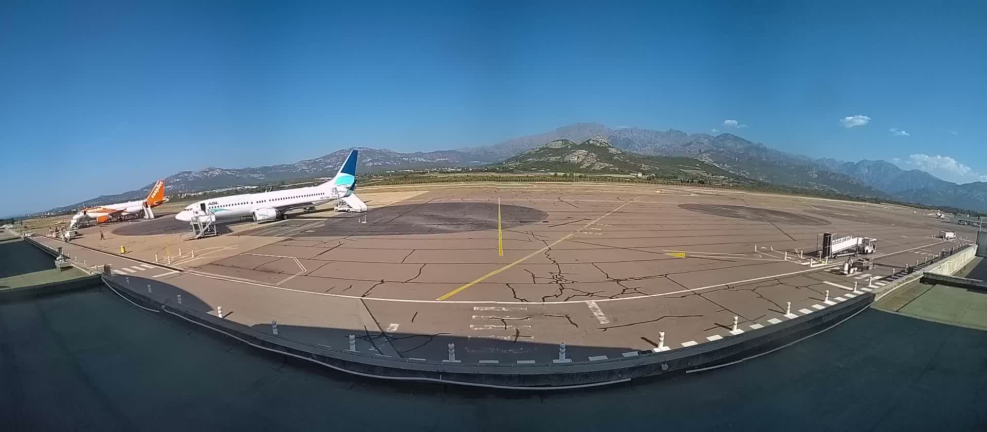 Corsica, Aéroport  de Calvi Sainte-Catherine Airport Live Cam CLY/LFKC - Calvi, Haute-Corse, Corse, France