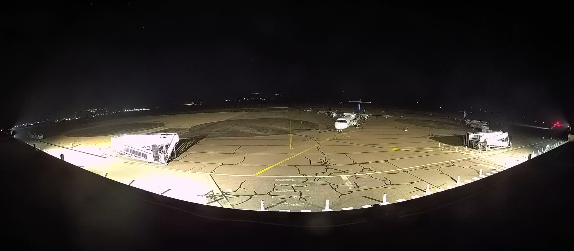Corsica, Aéroport  de Calvi Sainte-Catherine Airport Live Cam CLY/LFKC - Calvi, Haute-Corse, Corse, France