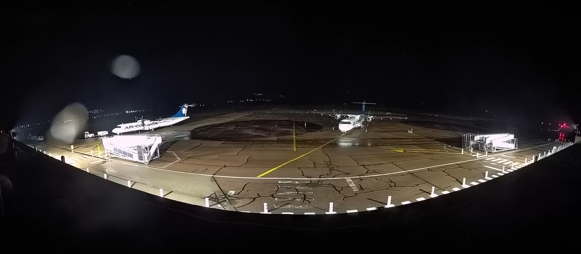 Corsica, Aéroport  de Calvi Sainte-Catherine Airport Live Cam CLY/LFKC - Calvi, Haute-Corse, Corse, France