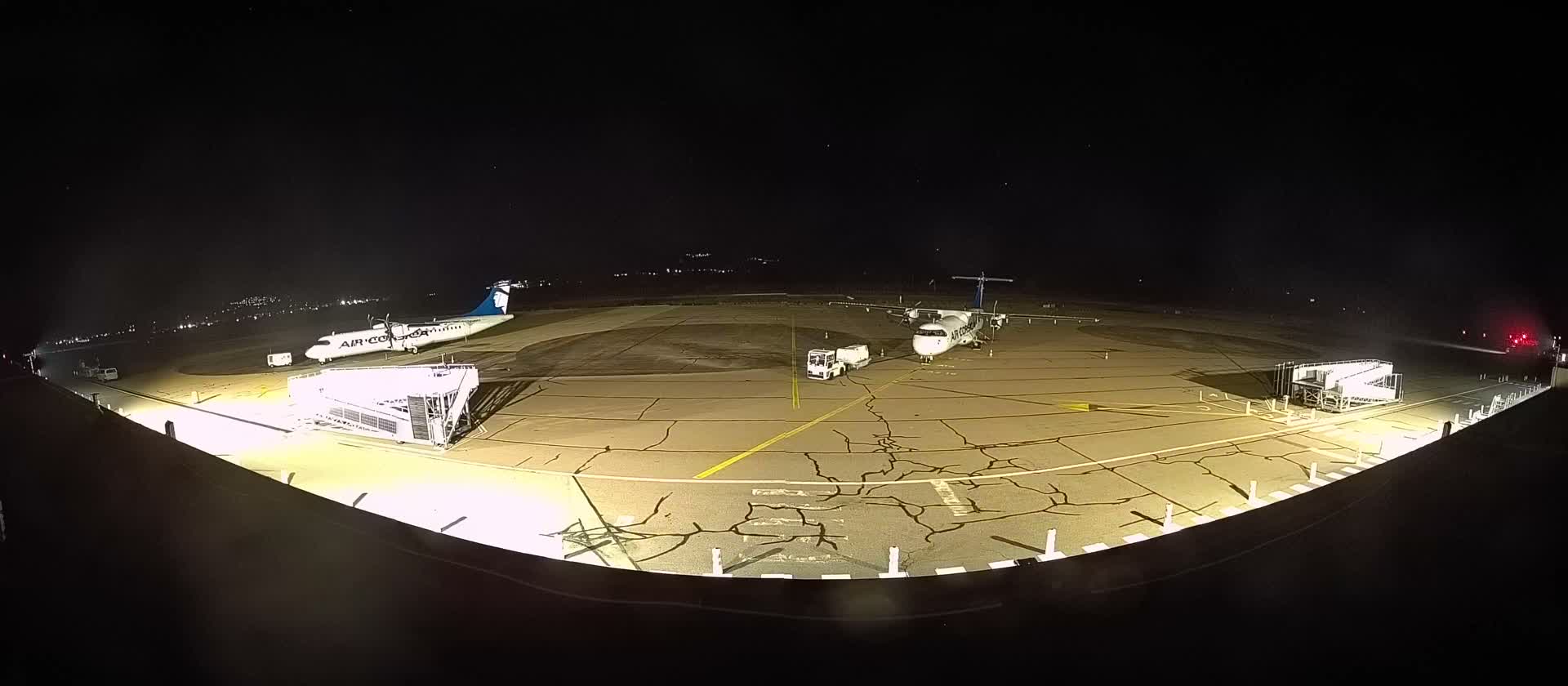 Corsica, Aéroport  de Calvi Sainte-Catherine Airport Live Cam CLY/LFKC - Calvi, Haute-Corse, Corse, France