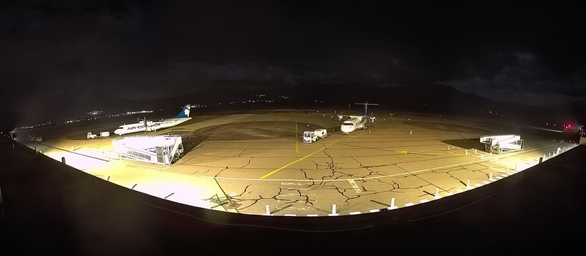 Corsica, Aéroport  de Calvi Sainte-Catherine Airport Live Cam CLY/LFKC - Calvi, Haute-Corse, Corse, France