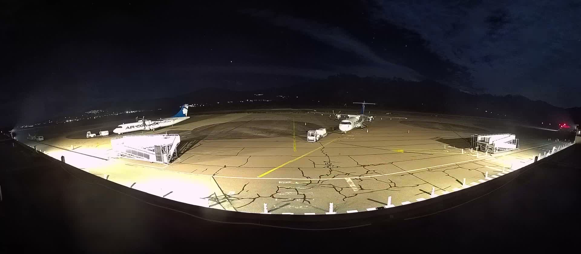 Corsica, Aéroport  de Calvi Sainte-Catherine Airport Live Cam CLY/LFKC - Calvi, Haute-Corse, Corse, France