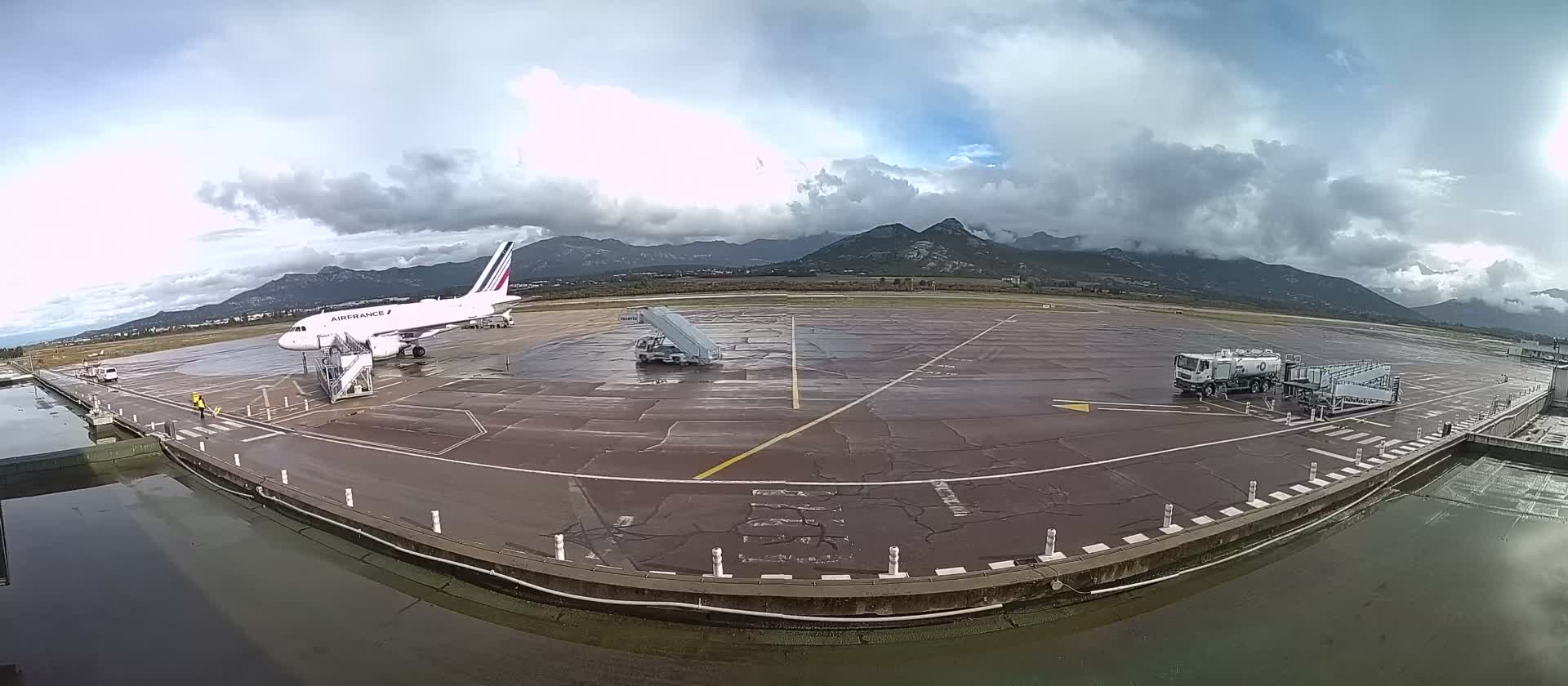 Corsica, Aéroport  de Calvi Sainte-Catherine Airport Live Cam CLY/LFKC - Calvi, Haute-Corse, Corse, France