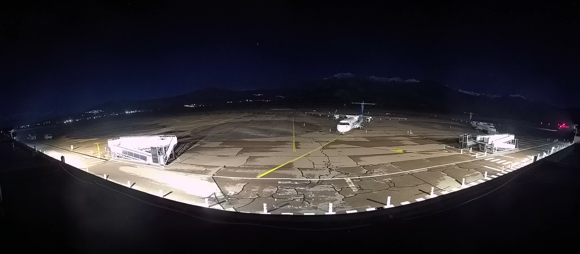 Corsica, Aéroport  de Calvi Sainte-Catherine Airport Live Cam CLY/LFKC - Calvi, Haute-Corse, Corse, France
