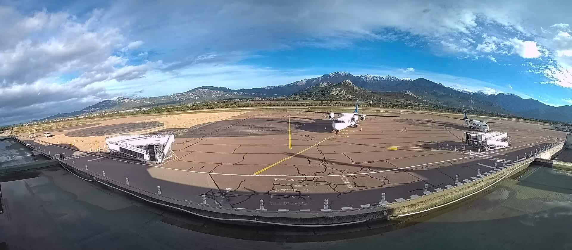 Corsica, Aéroport  de Calvi Sainte-Catherine Airport Live Cam CLY/LFKC - Calvi, Haute-Corse, Corse, France