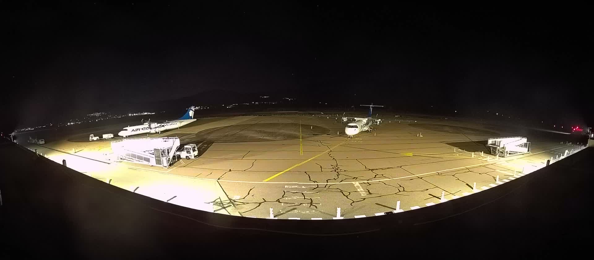 Corsica, Aéroport  de Calvi Sainte-Catherine Airport Live Cam CLY/LFKC - Calvi, Haute-Corse, Corse, France