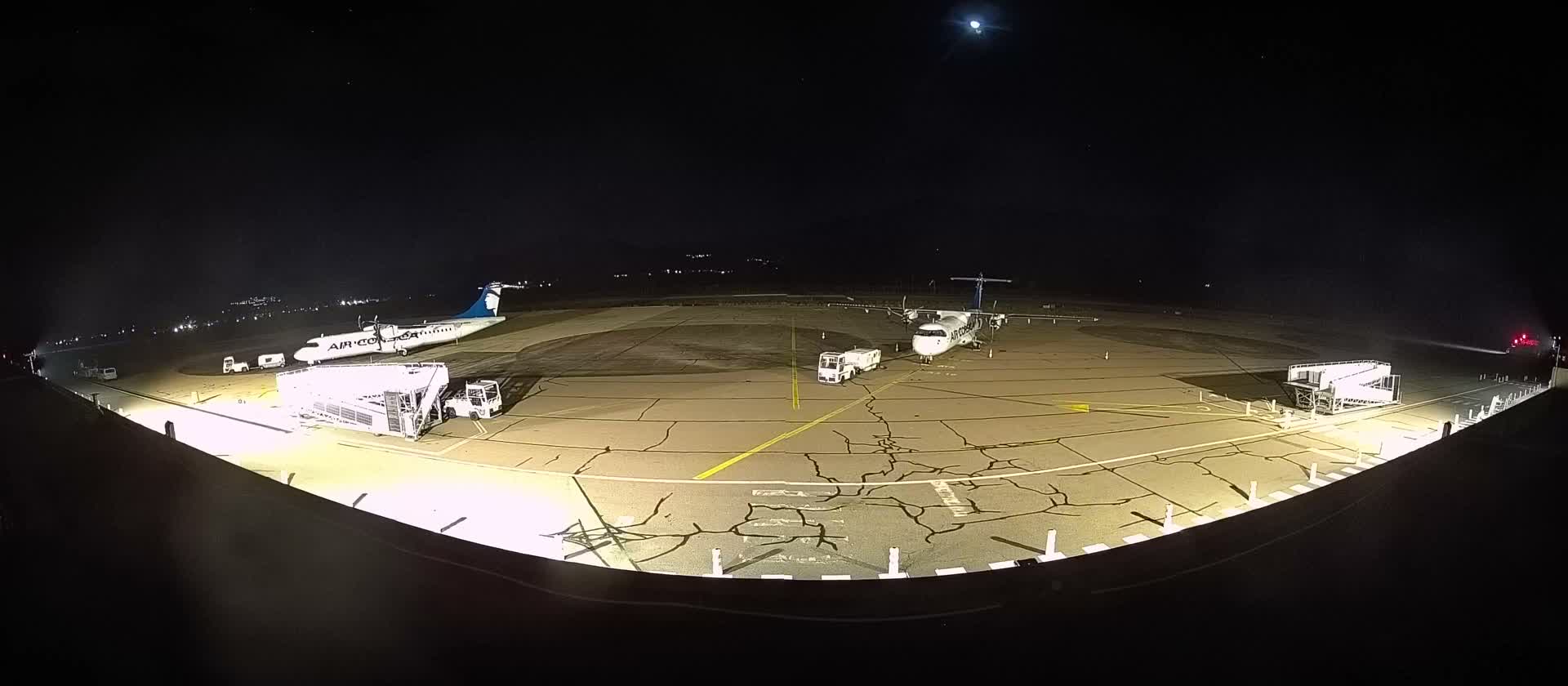 Corsica, Aéroport  de Calvi Sainte-Catherine Airport Live Cam CLY/LFKC - Calvi, Haute-Corse, Corse, France