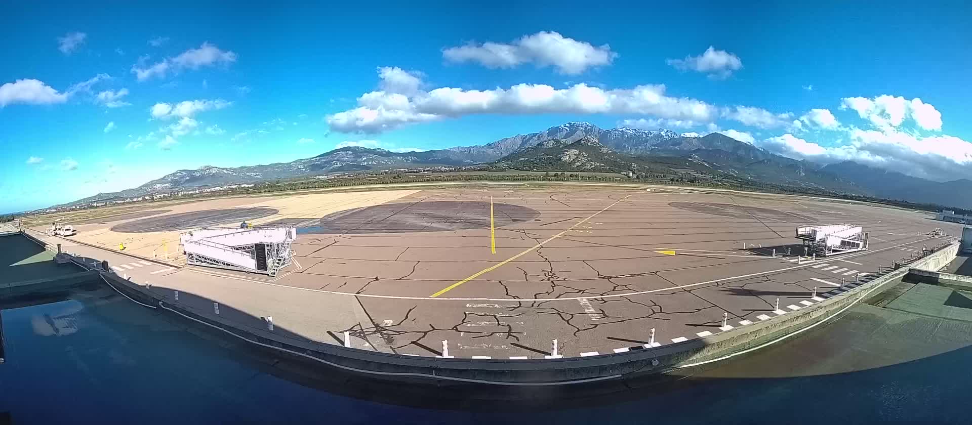 Corsica, Aéroport  de Calvi Sainte-Catherine Airport Live Cam CLY/LFKC - Calvi, Haute-Corse, Corse, France