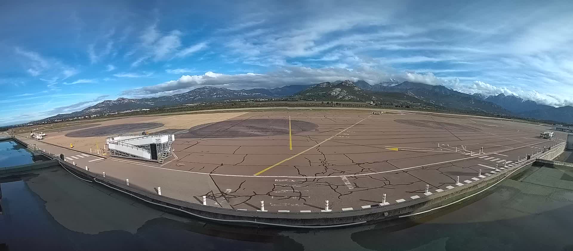 Corsica, Aéroport  de Calvi Sainte-Catherine Airport Live Cam CLY/LFKC - Calvi, Haute-Corse, Corse, France