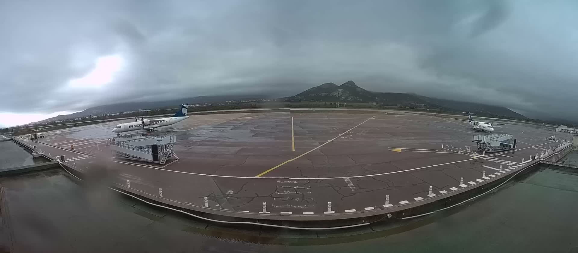 Corsica, Aéroport  de Calvi Sainte-Catherine Airport Live Cam CLY/LFKC - Calvi, Haute-Corse, Corse, France