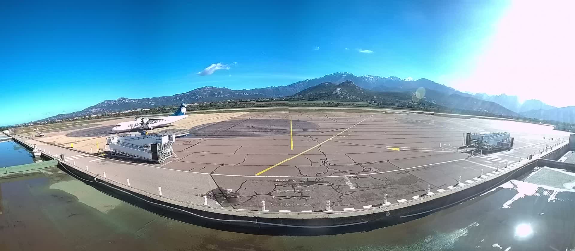 Corsica, Aéroport  de Calvi Sainte-Catherine Airport Live Cam CLY/LFKC - Calvi, Haute-Corse, Corse, France