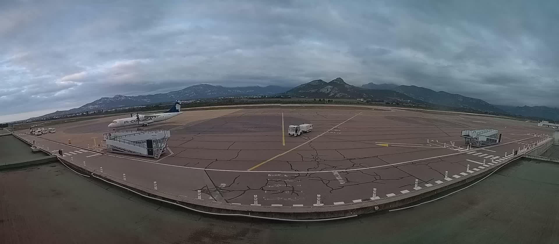 Corsica, Aéroport  de Calvi Sainte-Catherine Airport Live Cam CLY/LFKC - Calvi, Haute-Corse, Corse, France