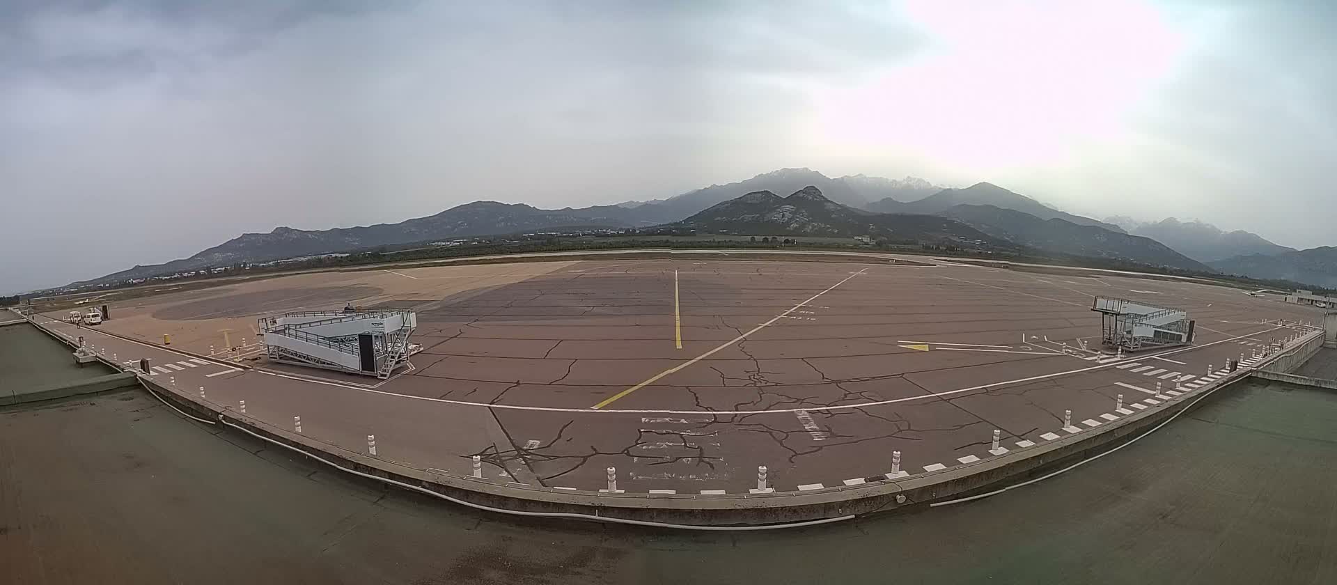 Corsica, Aéroport  de Calvi Sainte-Catherine Airport Live Cam CLY/LFKC - Calvi, Haute-Corse, Corse, France