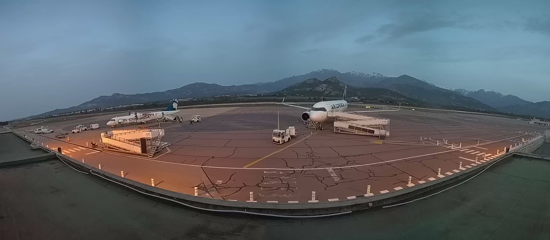 Corsica, Aéroport  de Calvi Sainte-Catherine Airport Live Cam CLY/LFKC - Calvi, Haute-Corse, Corse, France