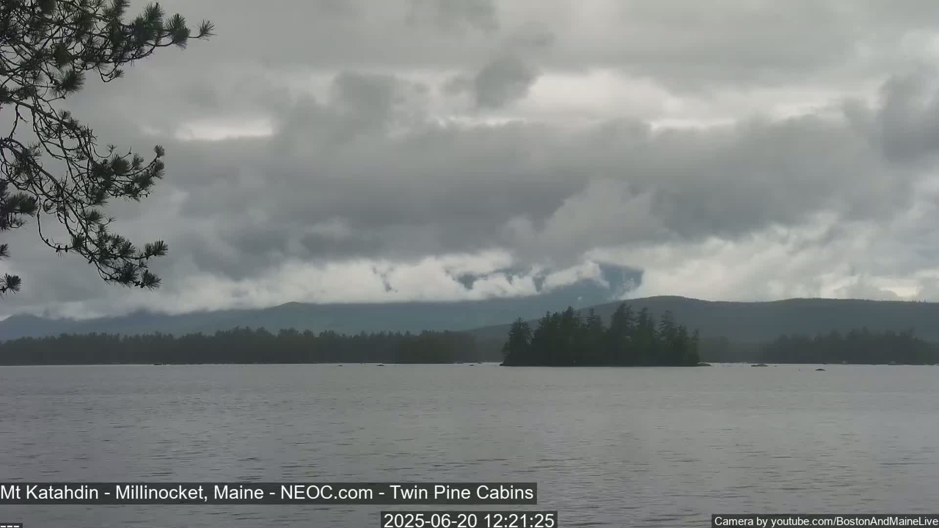 Mt Katahdin Live Cam - Millinocket, Maine, USA