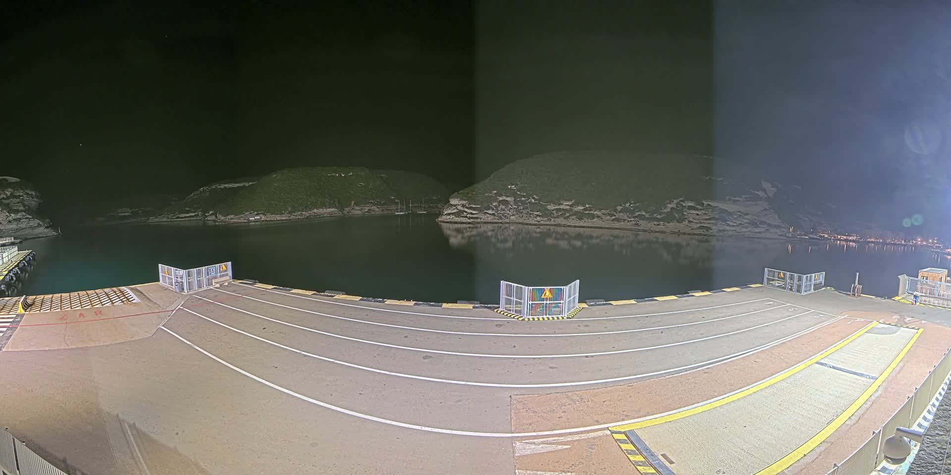 Corsica, Port de Commerce Bonifacio Port Live Cam - Sartene, Corse-du-Sud, Corse , France
