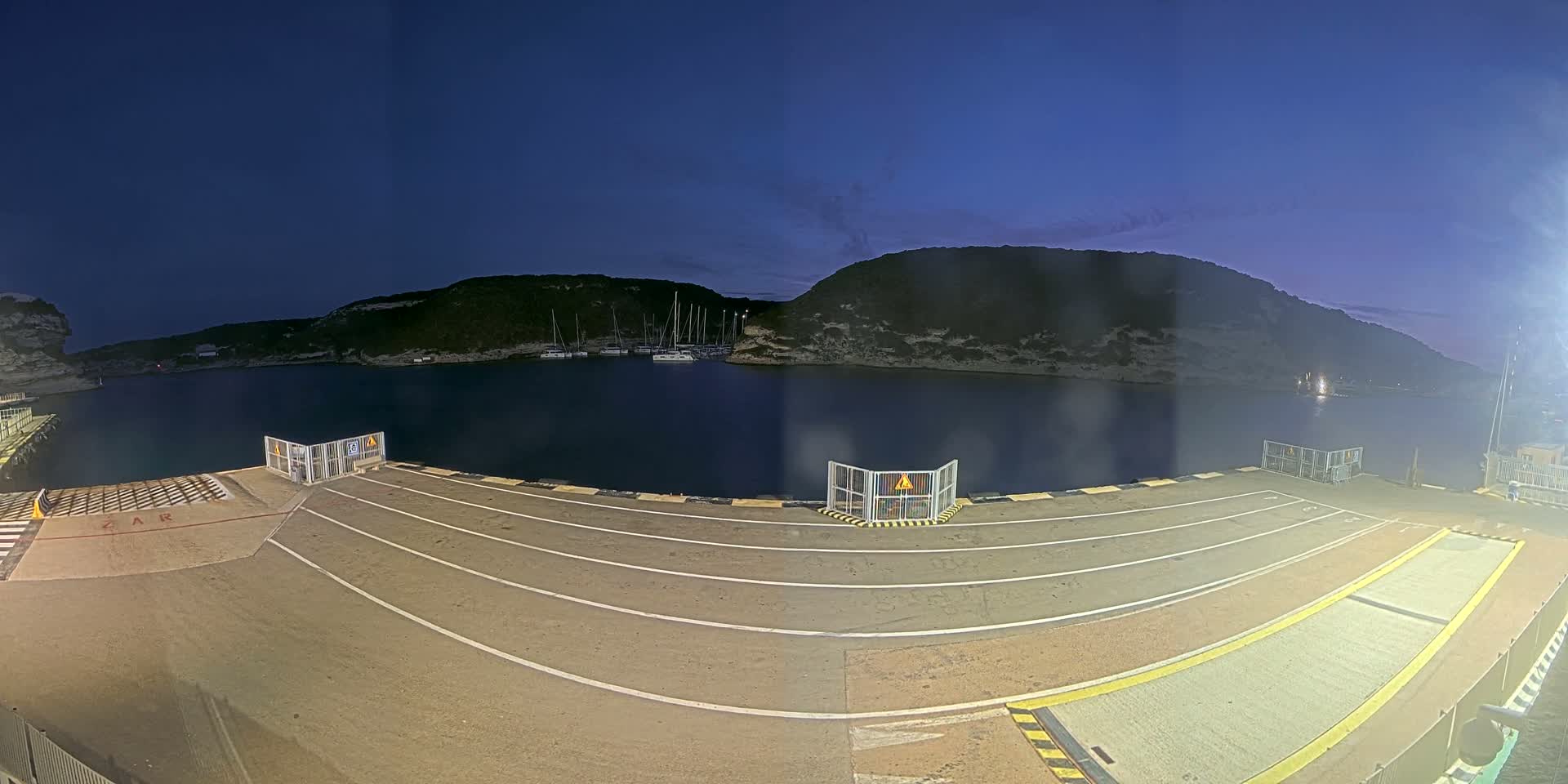 Corsica, Port de Commerce Bonifacio Port Live Cam - Sartene, Corse-du-Sud, Corse , France