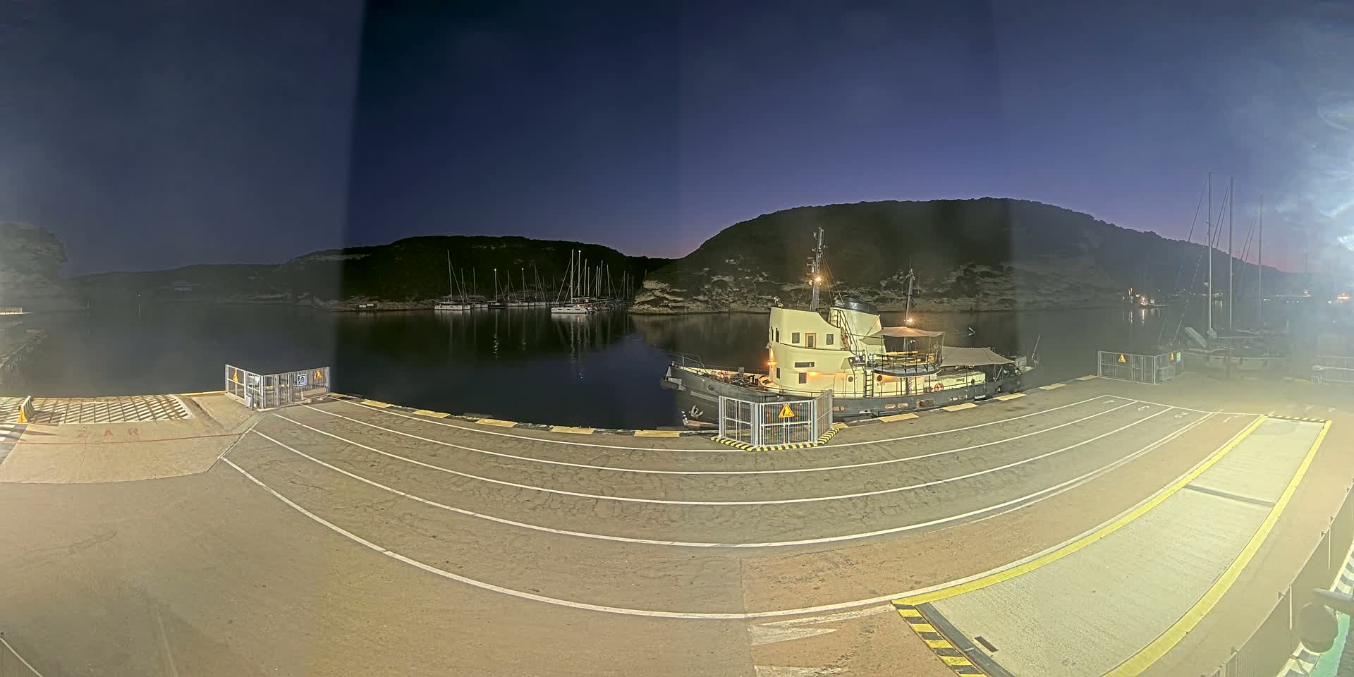 Corsica, Port de Commerce Bonifacio Port Live Cam - Sartene, Corse-du-Sud, Corse , France