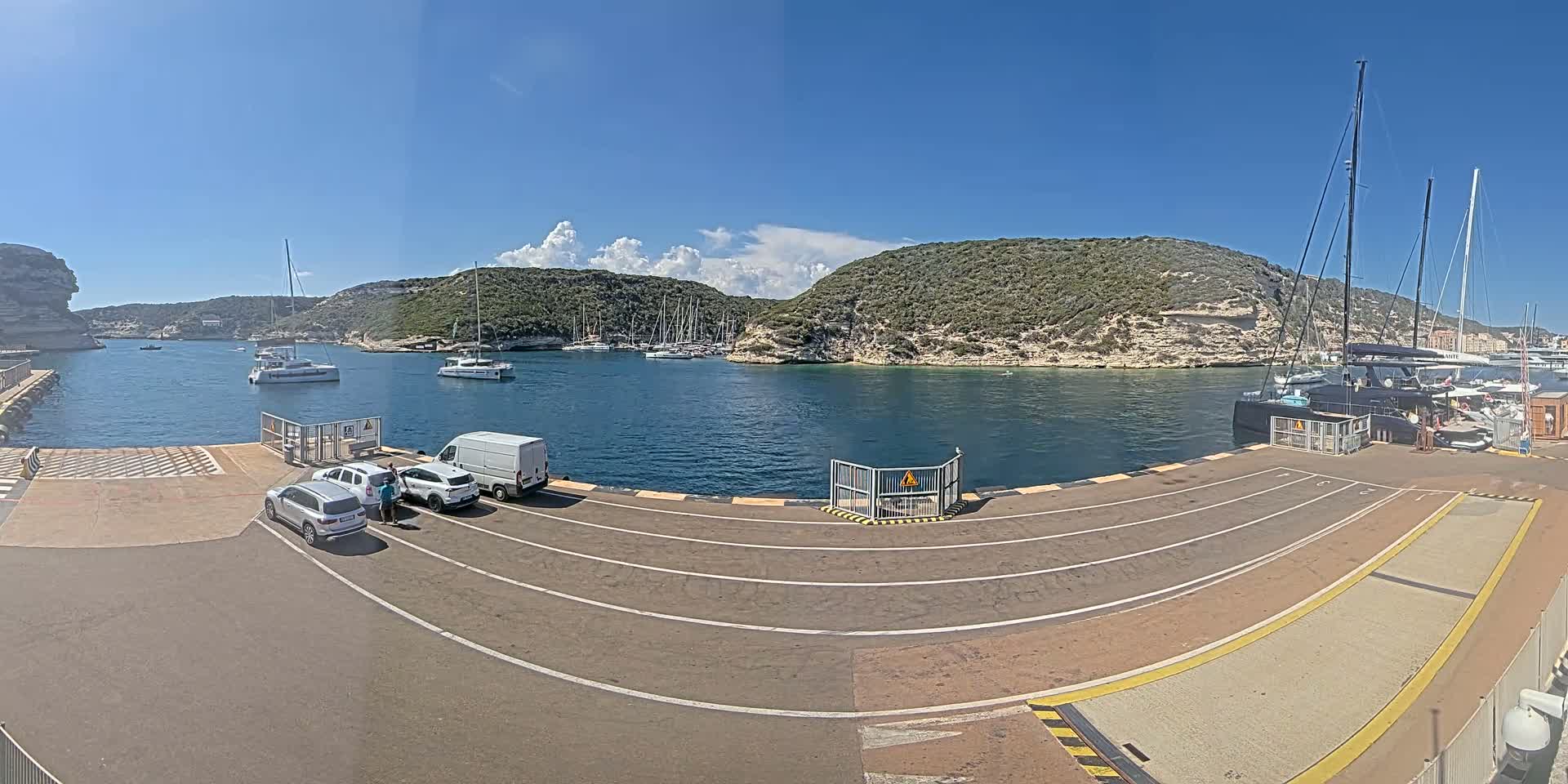 Corsica, Port de Commerce Bonifacio Port Live Cam - Sartene, Corse-du-Sud, Corse , France