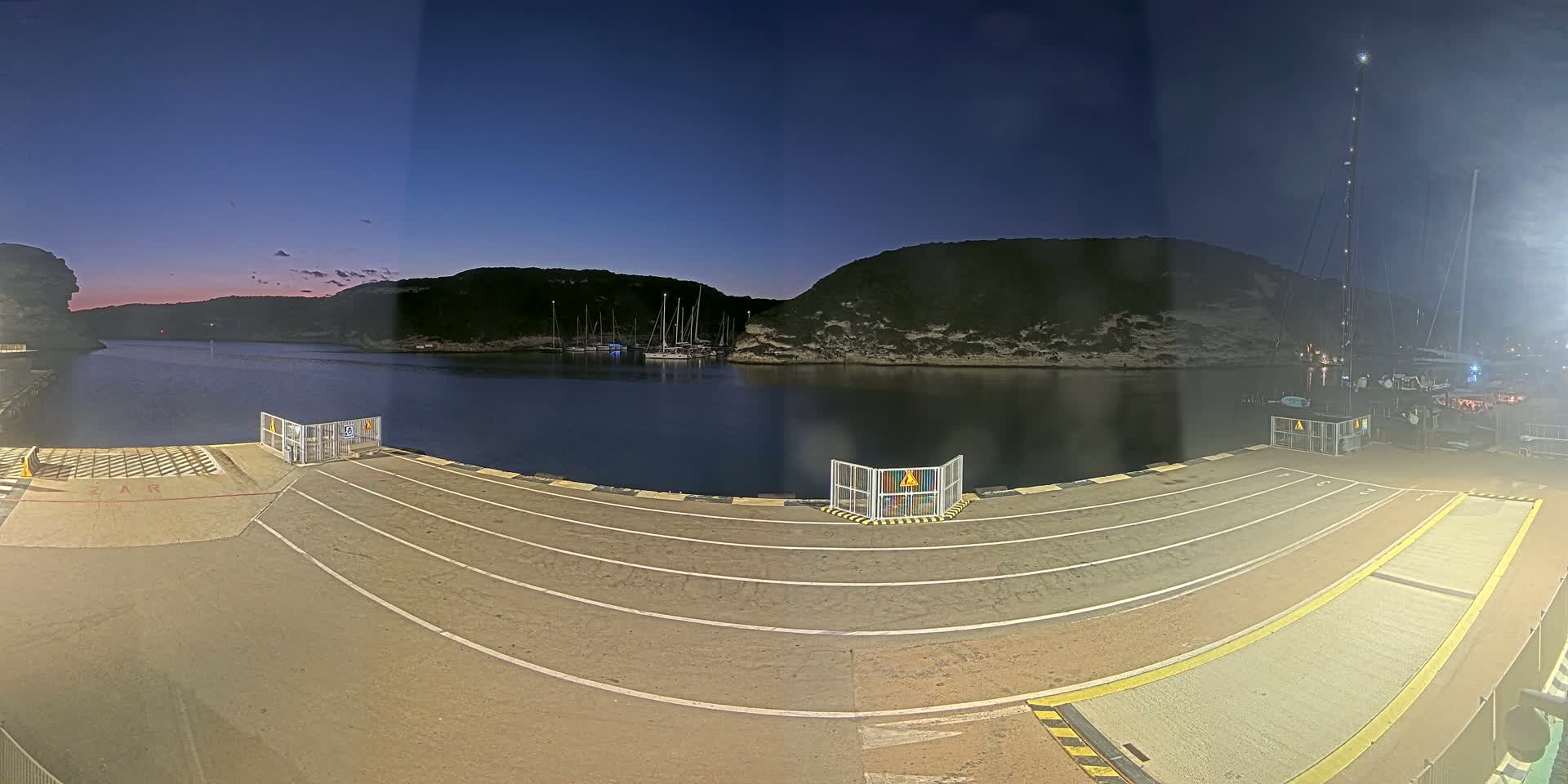 Corsica, Port de Commerce Bonifacio Port Live Cam - Sartene, Corse-du-Sud, Corse , France
