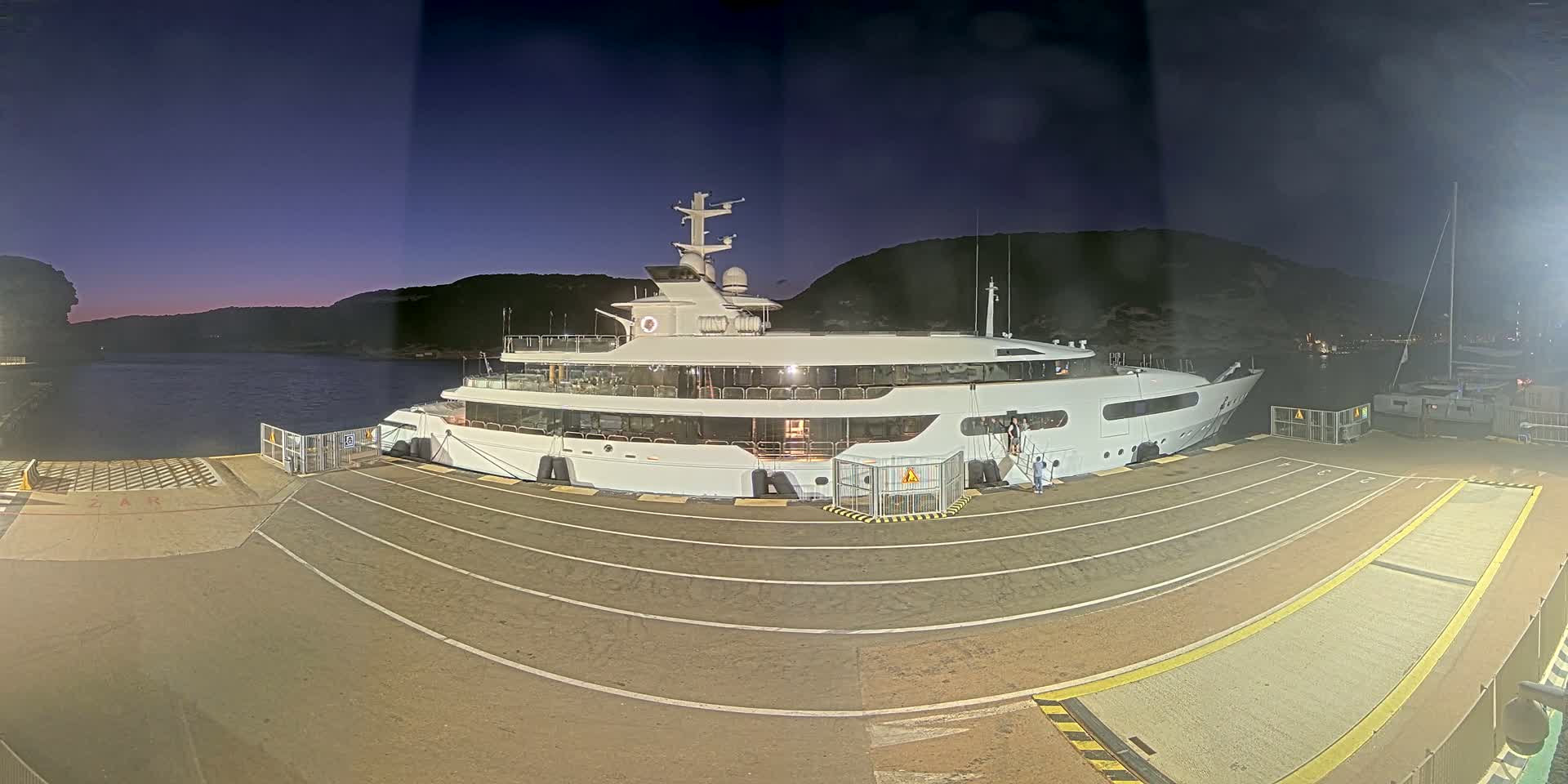 Corsica, Port de Commerce Bonifacio Port Live Cam - Sartene, Corse-du-Sud, Corse , France