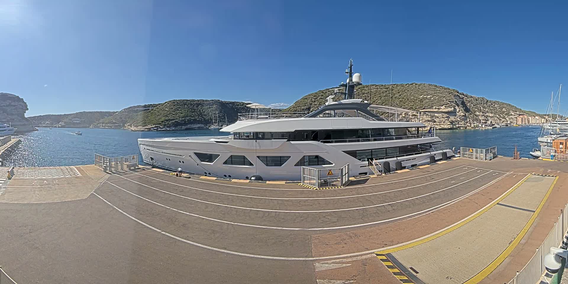 Corsica, Port de Commerce Bonifacio Port Live Cam - Sartene, Corse-du-Sud, Corse , France