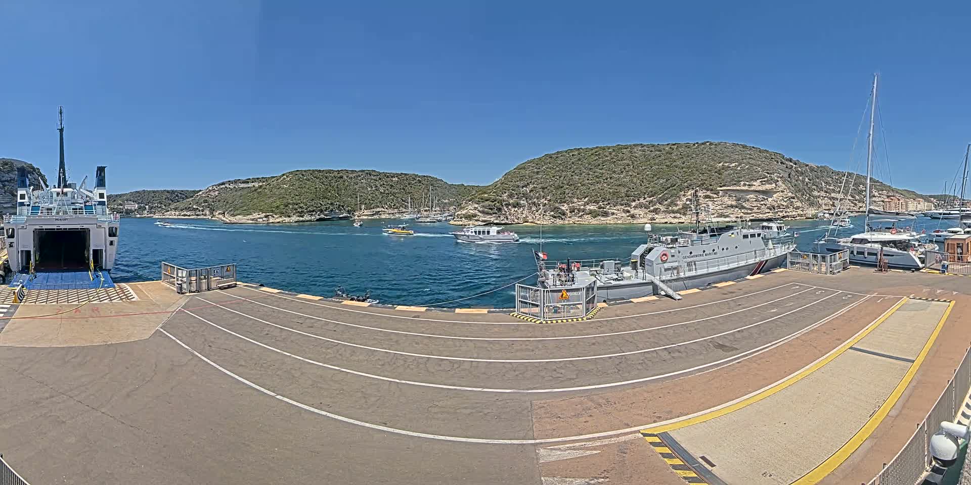 Corsica, Port de Commerce Bonifacio Port Live Cam - Sartene, Corse-du-Sud, Corse , France